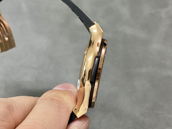 565.OX.1480.LR.1204 Hublot Classic Fusion Automatic 38mm - Image 8