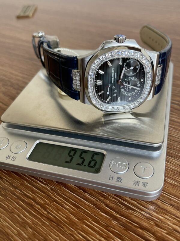 Patek Philippe Nautilus Moon Phases Black 5724G 001 40mm - Image 10