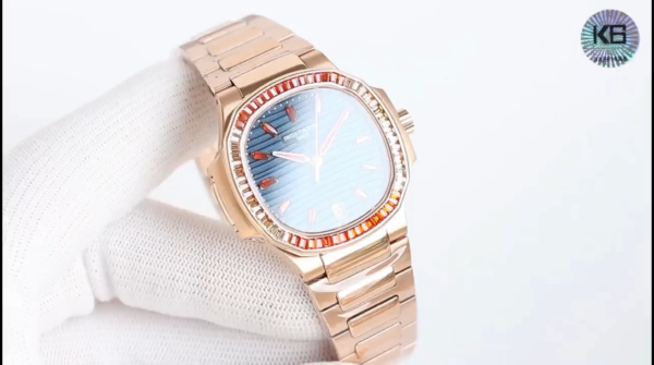 Patek Philippe Nautilus Ladies Rose Gold Blue Dial 7118 35.2mm - Image 2