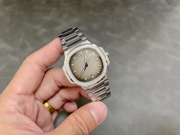Replica Patek Philippe Nautilus 7118 1200A 011 Stainless Steel 40mm Mens Watch - Image 6