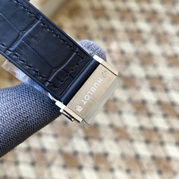Hublot Classic Fusion Automatic 511.NX.2611.LR 45mm - Image 10