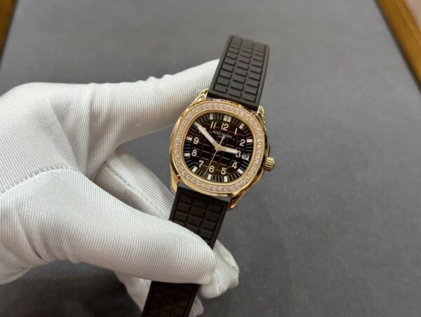 Replica Patek Philippe Aquanaut 5068R 001 Watch For Sale - Image 5