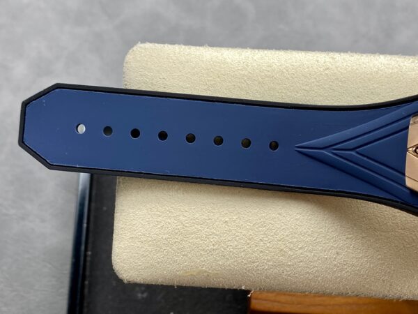 Hublot Big Bang Sang Bleu II King 418.OX.5108.RX.MXM20 - Image 12
