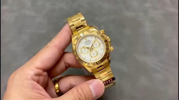 Rolex Cosmograph Daytona 116528 White Index Dial 40MM Mens Replica Watch - Image 2