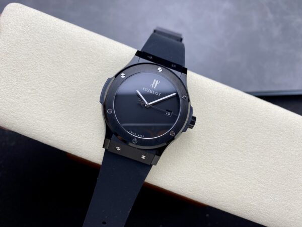 Hublot Classic Fusion 581.CX.1270.RX.MDM 45MM Mens - Image 5