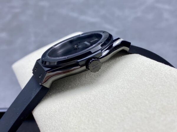 Hublot Classic Fusion 581.CX.1270.RX.MDM 45MM Mens - Image 6