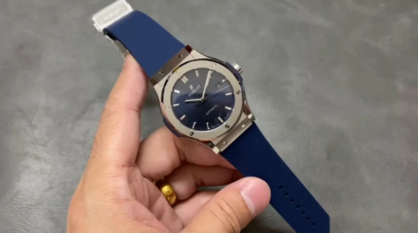 Hublot Classic Fusion 301.PB.131.RX 42mm Mens - Image 3