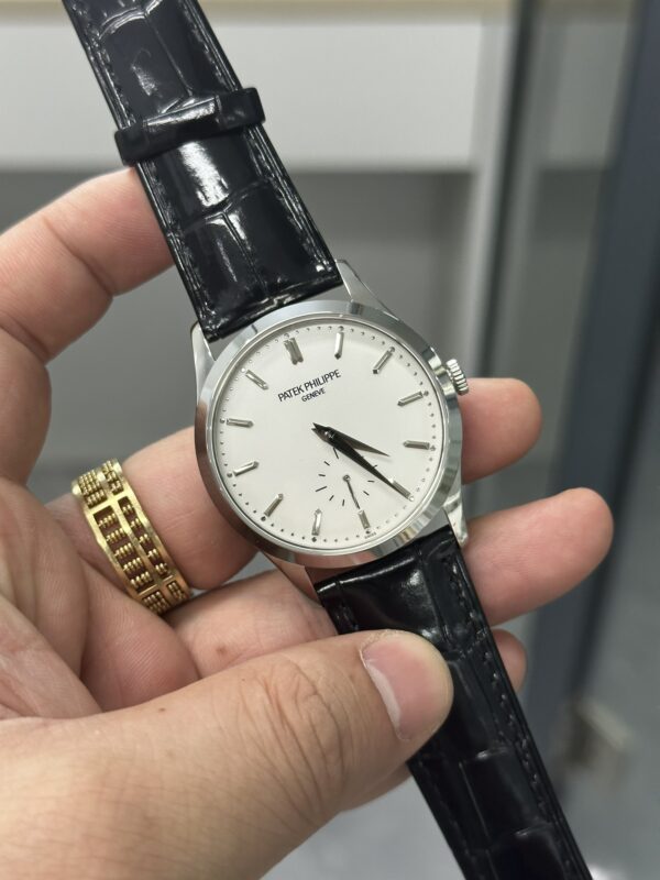 Patek Philippe Calatrava Silver Dial 18 kt White Gold 5196G 001 - Image 3