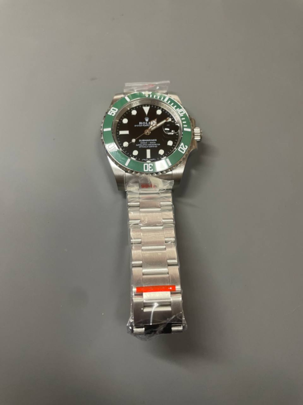 Rolex Submariner Date Black Replica - Image 4